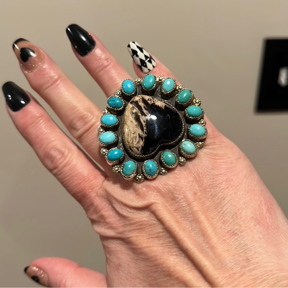 SOLD Palm root heart ring - Picture 3 of 5